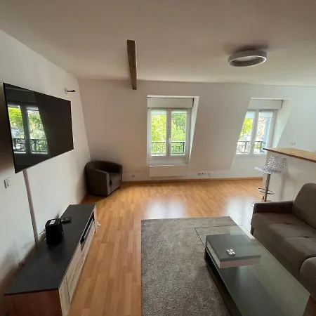 Lejlighed Corbeil-Essonnes : Bel Appartement Pres Du Fleuve Corbeil-Essonnes